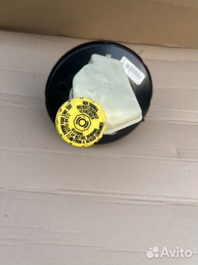 Ваккумный усилитель тормозов Peugeot 207