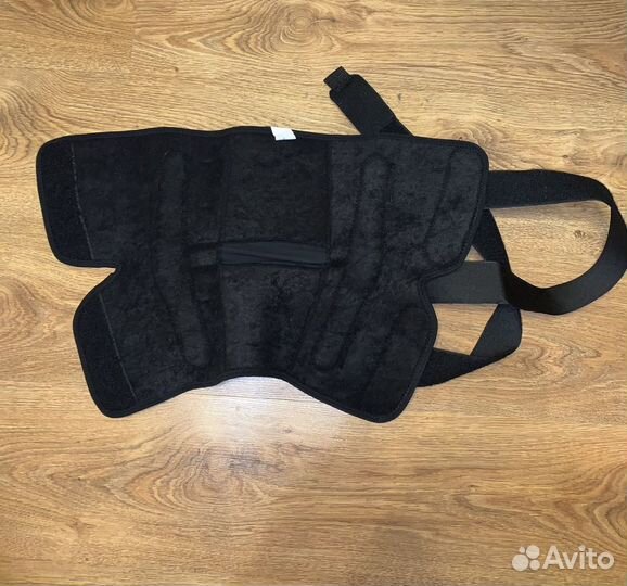 Коленный ортез (с боковой поддержкой)