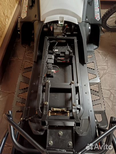 Продам снегоход Stels Капитан S150, 2020