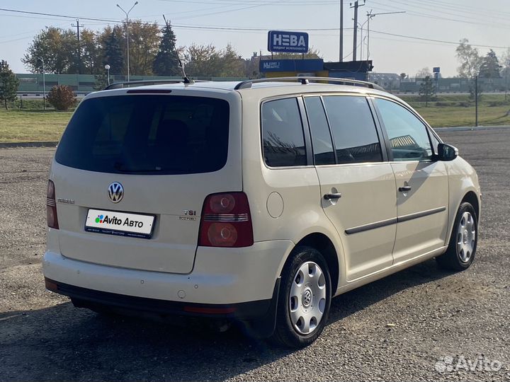 Volkswagen Touran 1.4 AMT, 2010, 281 000 км