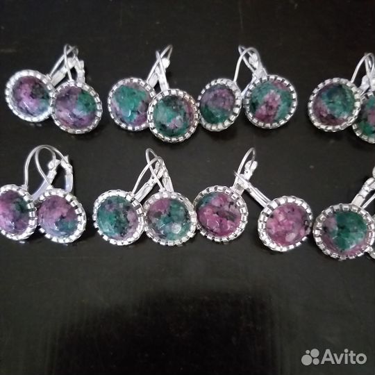 Украшение серёжки, камень цоизит