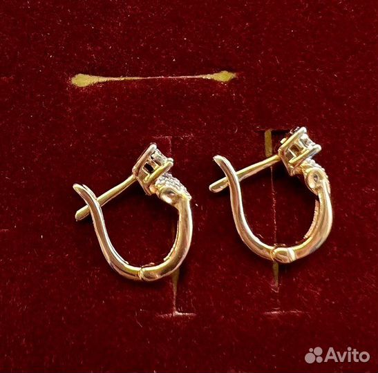 Золотые серьги с бриллиантами