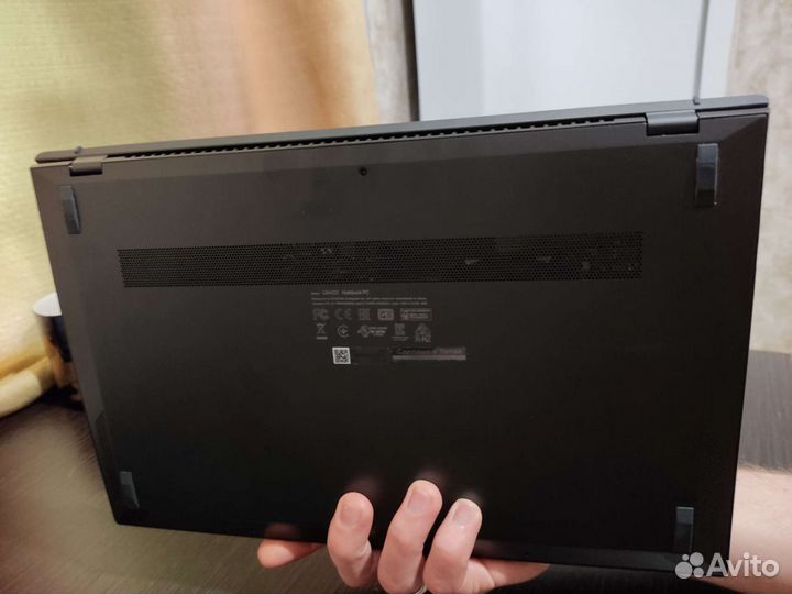 Ультрабук Asus Zenbook um425i