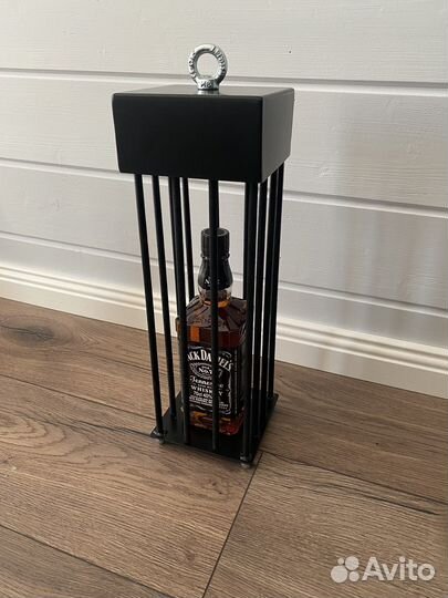 Клетка для бутылки с гайками