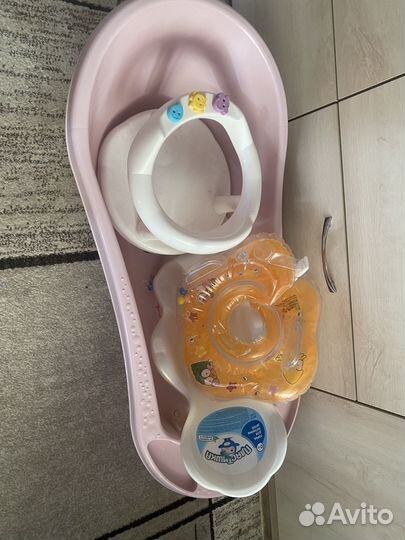 Ванночка для купания с горкой