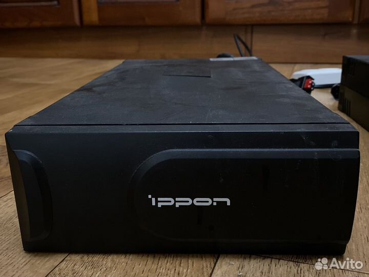 Ибп ippon Smart Winner 1500 + батарея