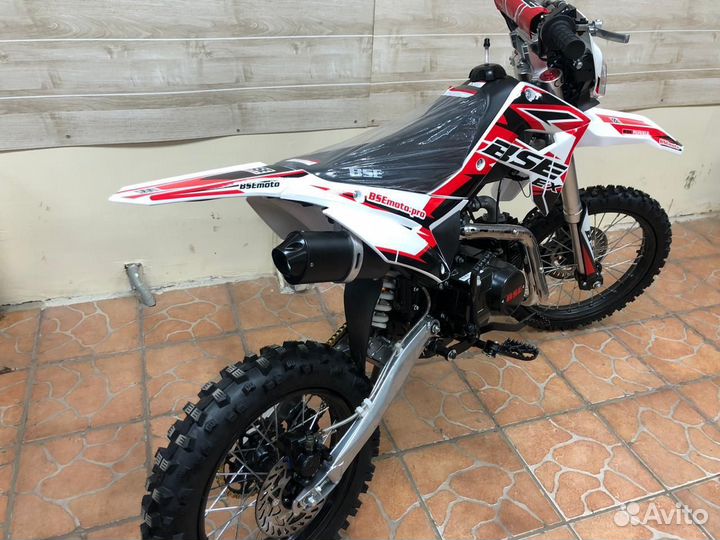 Мотоцикл BSE EX 125Е (красный)