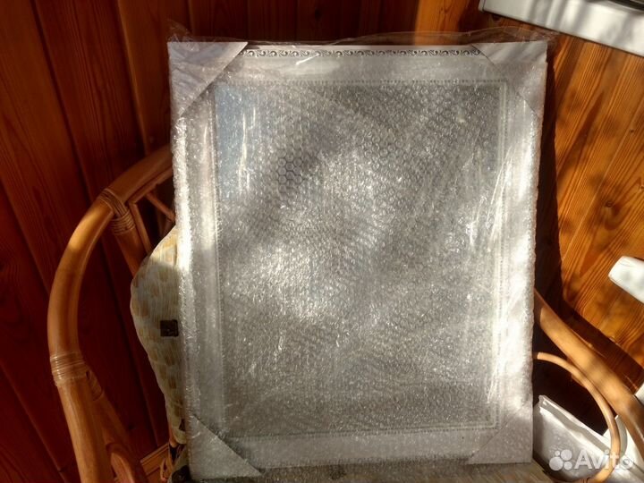 Зеркало новое настенное в раме, 40*50 см