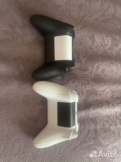 Xbox series s 2 геймпада