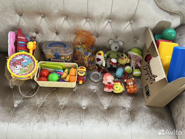 Развивающие игрушки пакетом