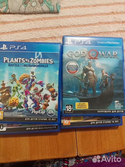 Игровая приставка ps4