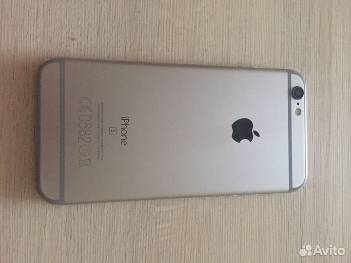 Телефон iPhone 6s