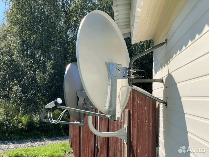 Итальянская антенна Триколор Gibertini PL 100 A