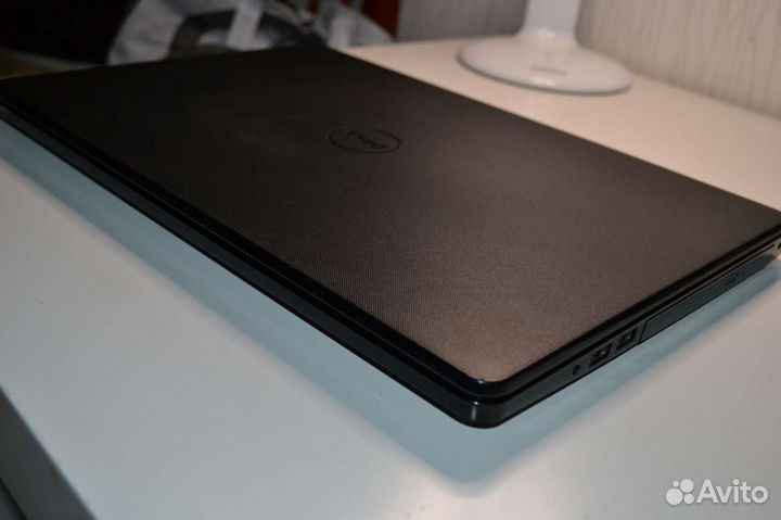 Dell inspirion 15-3552