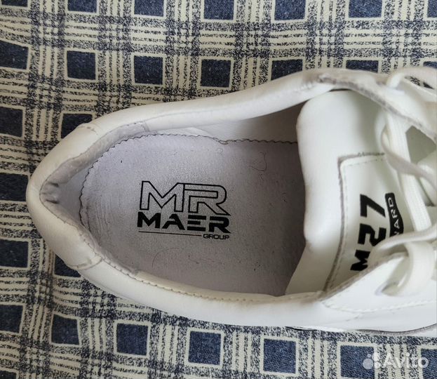 Кроссовки мужские размер 44