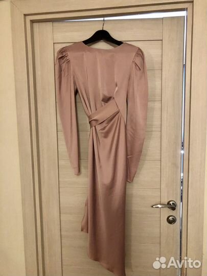 Платье вечернее 44 красивого пудрового цвета