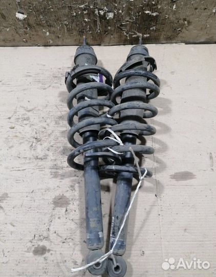 Стойки задние mitsubishi grandis na4w