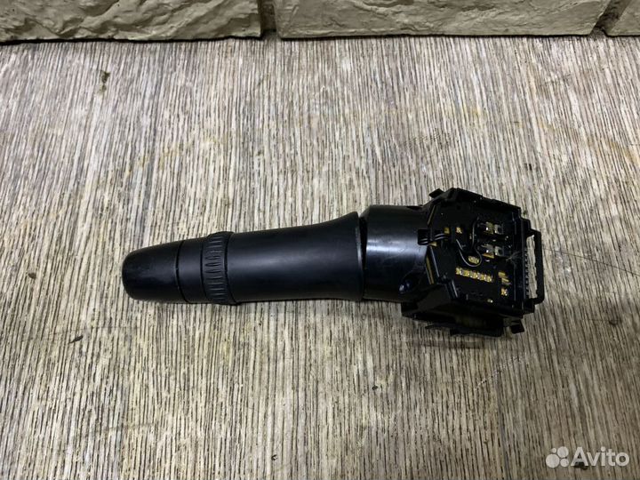 Mitsubishi Pajero Переключатель стеклоочистителей