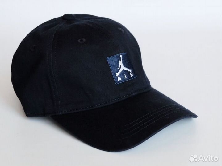 Бейсболка классическая 