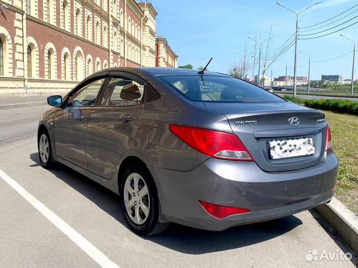 Авто в раскат с выкупом Hyundai Solaris