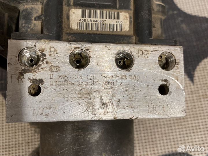 Блок ABS Mazda EG27437A0