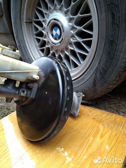 Вакуумник для BMW E34
