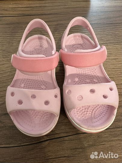 Сандалии crocs c6
