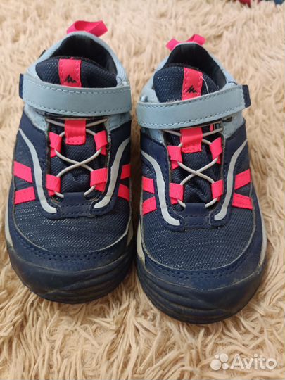 Кроссовки для девочки