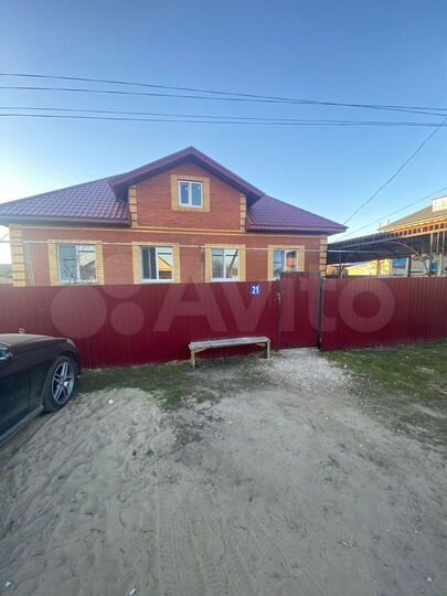 Коттедж 173 м² на участке 8 сот.