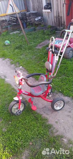Детский велосипед с ручкой