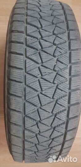 Bridgestone WT17 225/65 R17