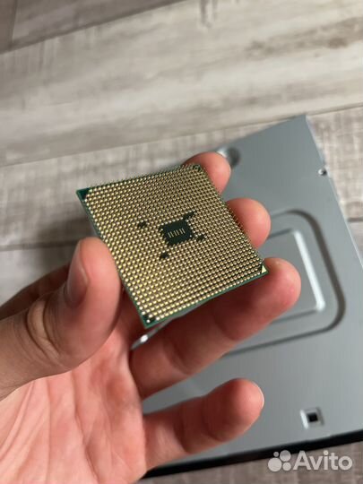 Компьютерные комплектующие одним лотом