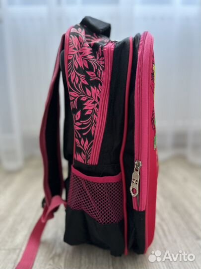 Портфель рюкзак школьный