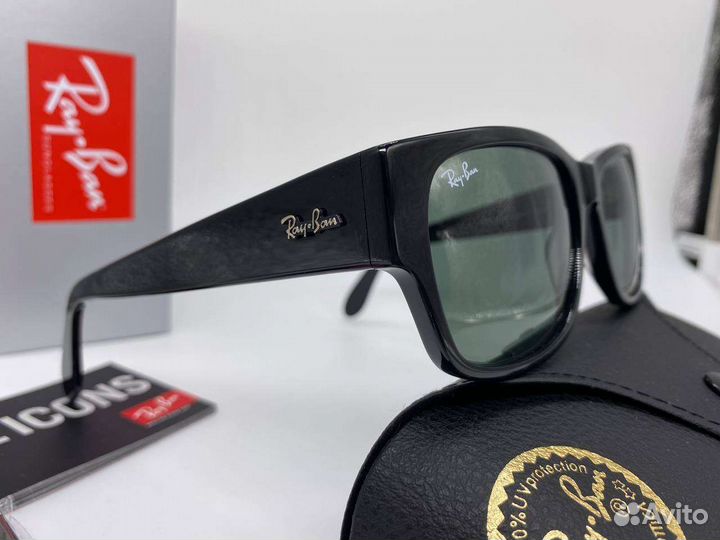 Солнцезащитные очки Ray Ban