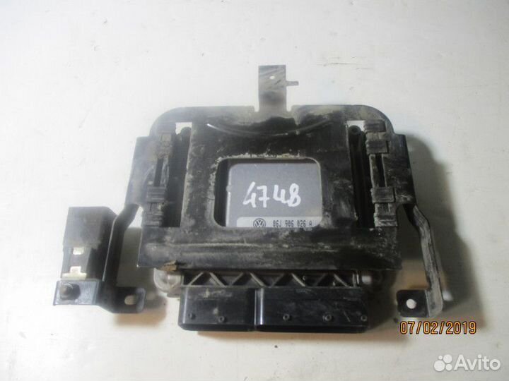 Блок управления двигателем Volkswagen Passat B6