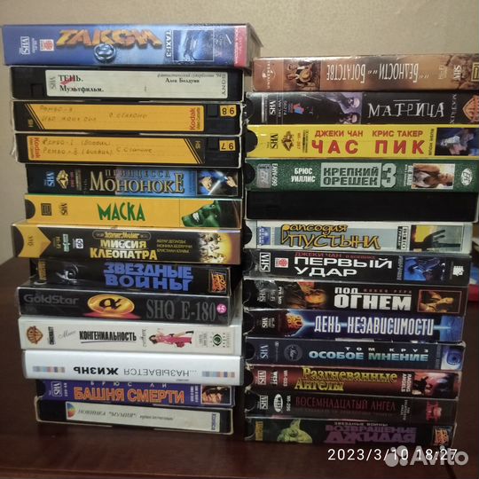 Видеокассеты s vhs,фантастика приключения боевики
