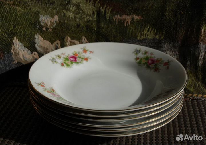 Набор тарелок. Розы. 6 шт. Yamatsu. Япония. 50-е г