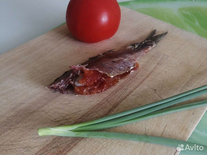 Вобла вяленая(бесплатно) слабой соли с икрой