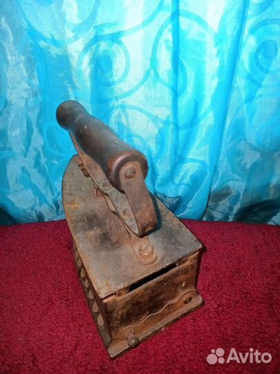 Утюг угольный,раритетный