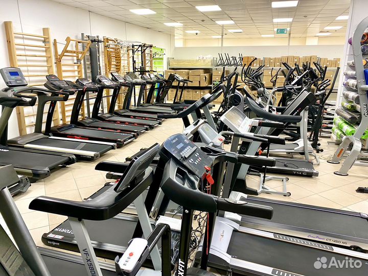 Тренажер для приседаний