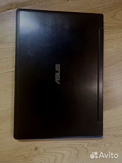 Ноутбук asus
