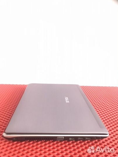 Ноутбук asus U30J