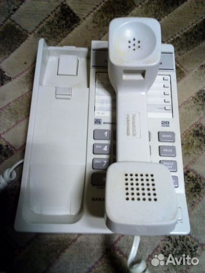 Телефон Panasonic KX-T2335