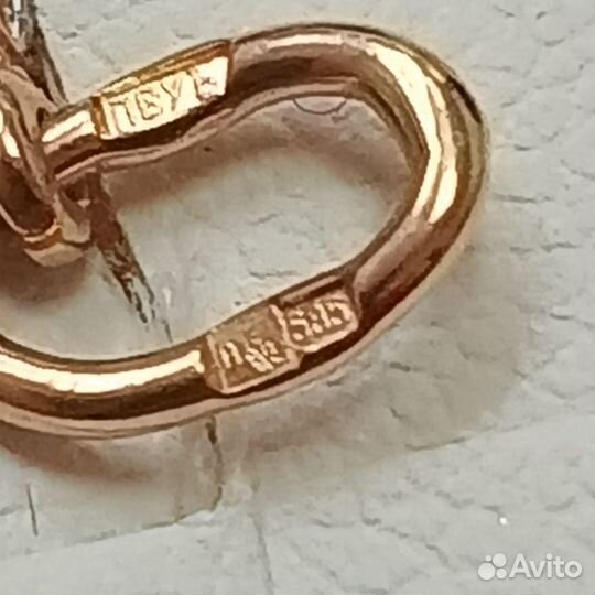 Золотая подвеска 