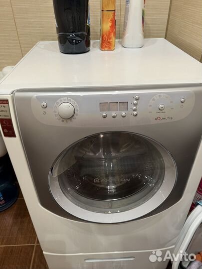 Стиральная машина Ariston aqualtis 7,5 кг