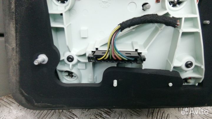 Фонарь задний правый Mercedes-Benz E-Class