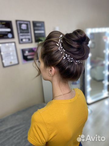 Украшение в волосы