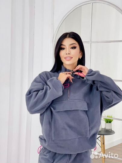 Спортивный костюм женский новый