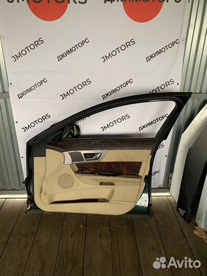 Дверь передняя правая Jaguar XF