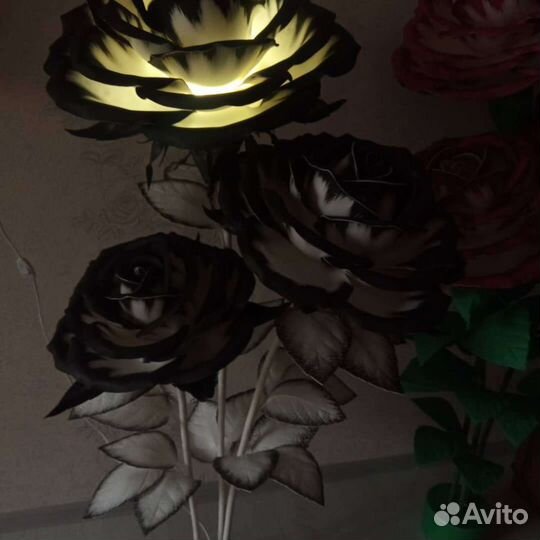 Светильник роза из изолона